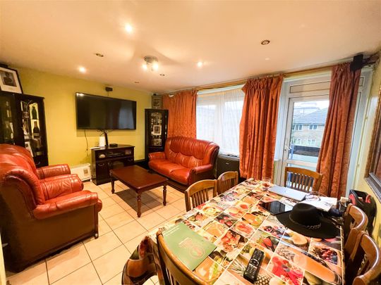 Mursell Estate, London - Photo 1