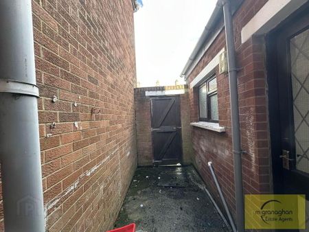 68 St James`s Road, Belfast, BT12 6ED - Photo 3
