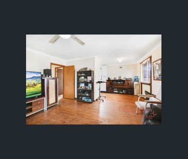 31 Duckenfield Avenue, Woodberry, NSW 2322 - Photo 1