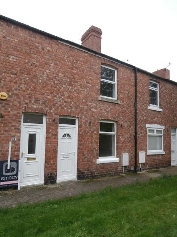 2 bedroom terraced house to rent - Photo 4
