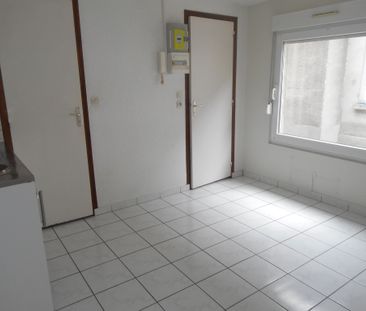 Appartement AVENUE D'EPERNAY - Photo 4