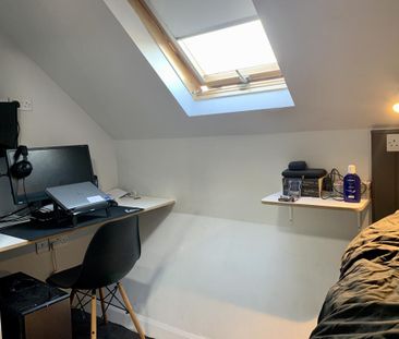 2 bedroom flat to rent - Photo 4
