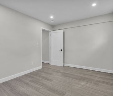 For Lease - 425 Mckenzie Avenue Unit# 1, London South, Ontario - Photo 2