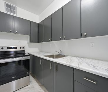 For Lease - 2350 Dundas Street Unit# 2511A, Toronto, Ontario - Photo 5