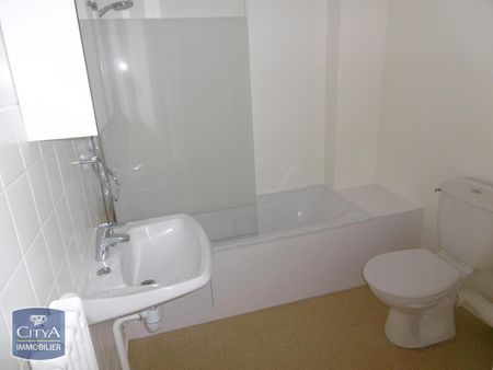 Location Appartement 2 pièces 44m² ST ETIENNE 42000 - Photo 5