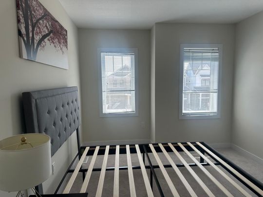 For Lease - 62 Downriver Drive, Welland, Ontario - Photo 1