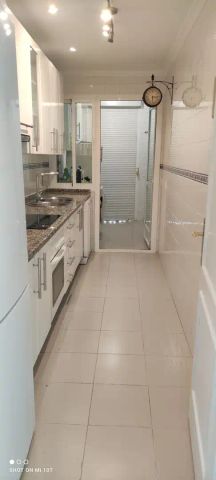 Piso de alquiler en Avenida Reina Sofía, Santa Eufemia - Photo 4