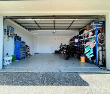 Where grown-up practicality meets “weekend-ready” personality - Photo 2