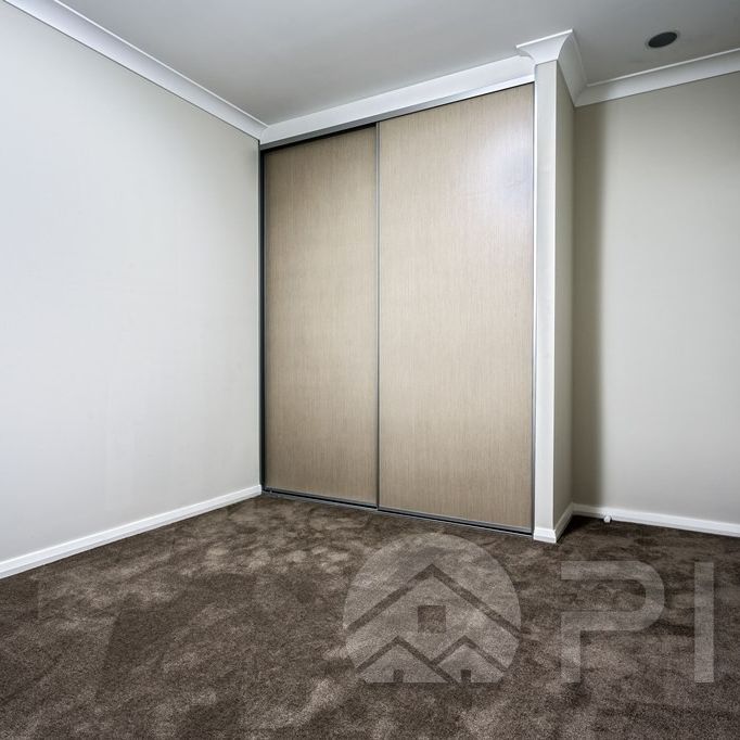 Unrivalled Location, Superior Modern 2 bedrooms!!! - Photo 1