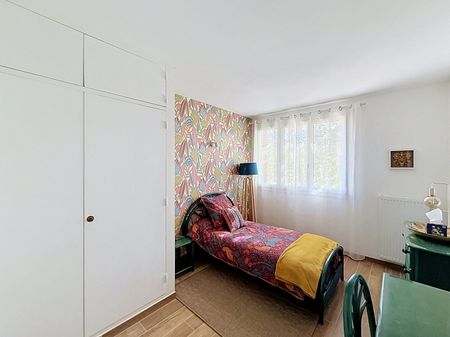 Location Maison 5 pièces 111m² AVIGNON 84000 - Photo 2