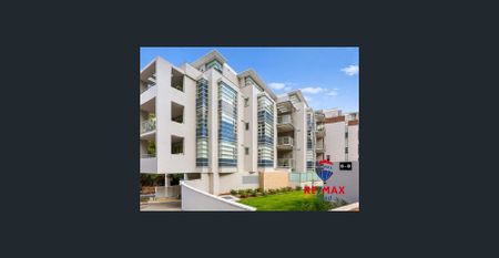 One bedder with study! Super convenient location in the heart of Lindfield - Photo 2