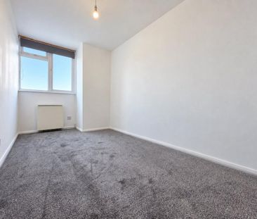 3 bedroom maisonette to rent - Photo 3