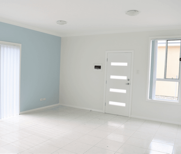 2 Bedroom granny flat with your spacious private backyard for relaxing - Photo 6