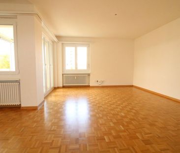 2.5 Zimmer, 61 m², 3. Stock - Foto 2