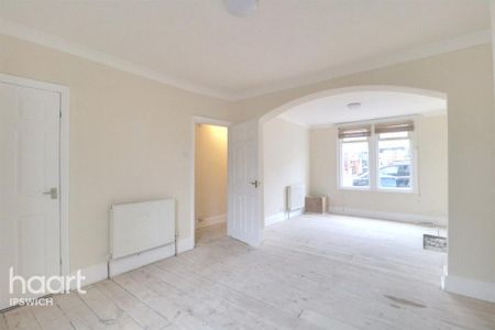 2 bedroom detached house to rent - Photo 2