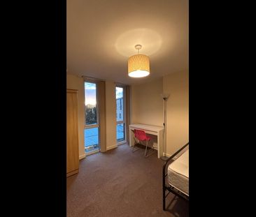 3 Bed Flat, Higher Cambridge Street, M15 - Photo 6