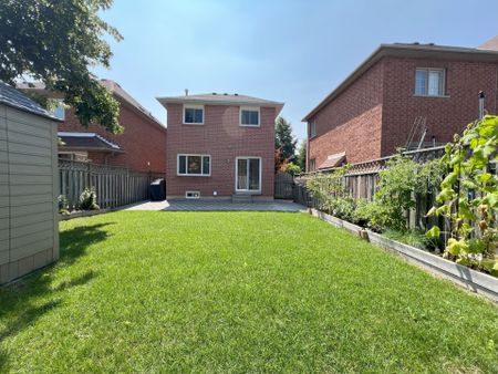 For Lease - 51 HOOD Crescent, Brampton, Ontario - Photo 3