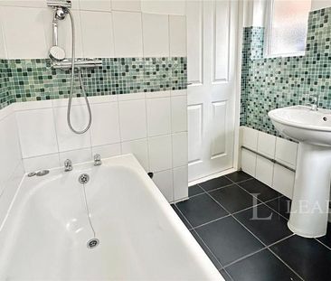 3 bedroom terraced house to rent - Photo 6