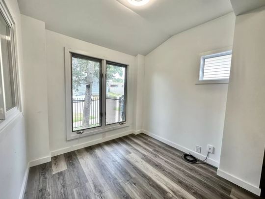 For Lease - 135 Charlotte Street Unit# 1, Brantford, Ontario - Photo 1