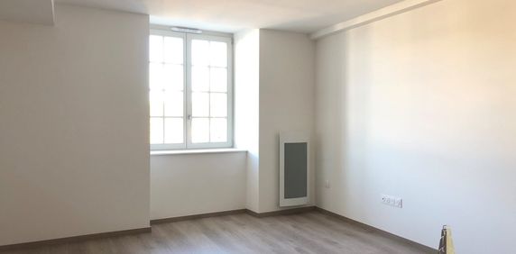 COMPIEGNE COMPIEGNE - TYPE 2 AVEC PARKING - Photo 2