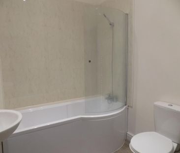 2 bedroom property to rent - Photo 5