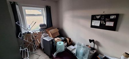 3 bedroom terraced house to rent - Photo 4