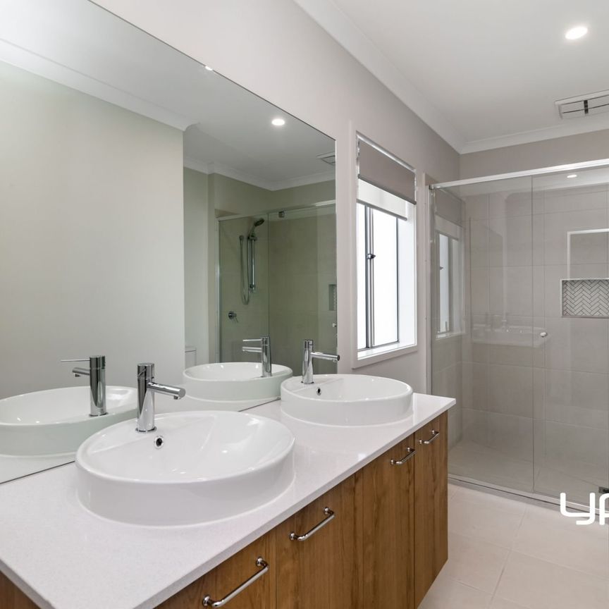 7 Nira Dr, Sunbury - Photo 1