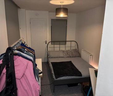 3 bedroom apartment to rent - Photo 6