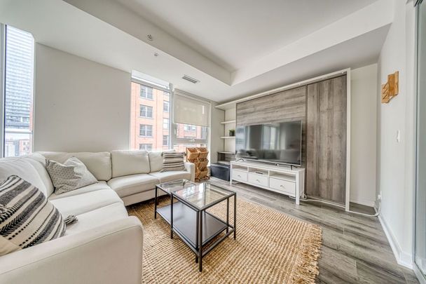 For Lease - 30 Nelson Street Unit# 323, Toronto, Ontario - Photo 1