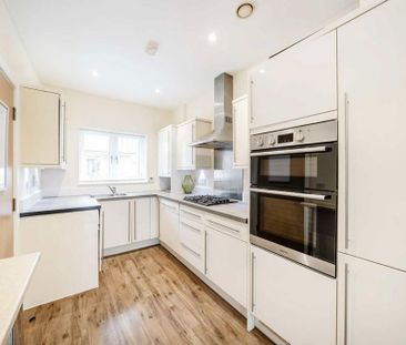 4 bedroom detached house to rent - Photo 6