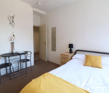 Cumberland Street, Bristol - Photo 3