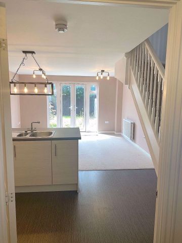 Lakelot Close, Willenhall - Photo 4