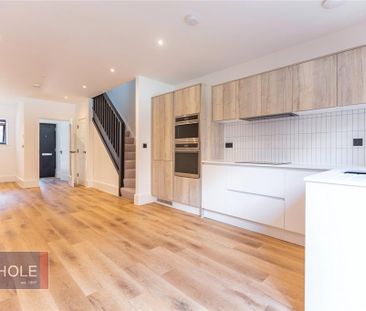 3 bedroom terraced house to rent - Photo 3