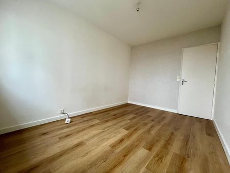 Location Appartement 2 pièces 48m² NANTES 44200 - Photo 4