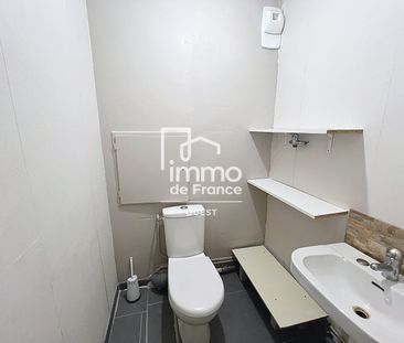 Location Appartement 5 pièces 90m² - Photo 2