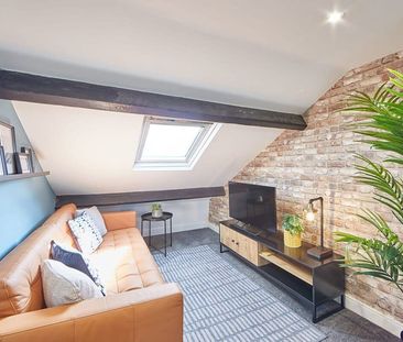 West Terrace - Photo 1