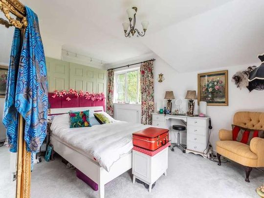 Westbury Leigh, Westbury, Wiltshire, BA13 - Photo 1