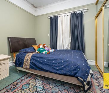 Two bedroom home on Main. - Photo 4