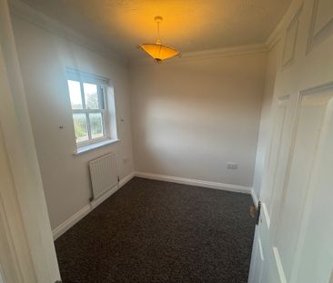 Riverside Place, Fordingbridge - Photo 1