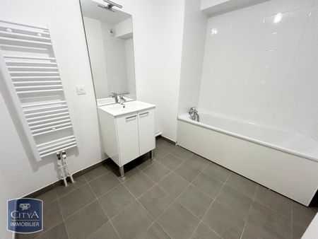 Location Appartement 3 pièces 64m² VALENCIENNES 59300 - Photo 3