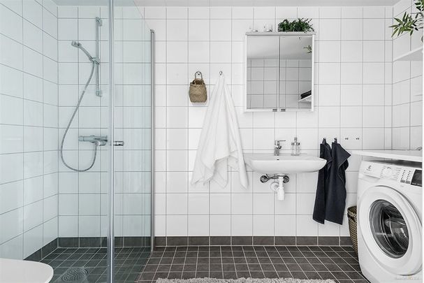 Solvarvsgatan 105 - Photo 1