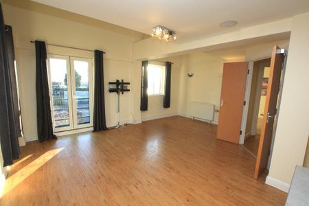 2 bedroom apartment to rent - Photo 5