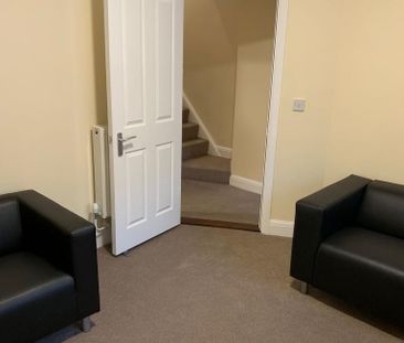 3 bedroom house to rent - Photo 3