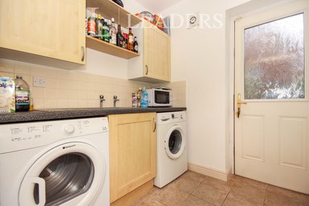 3 bedroom house to rent Sir Toby Belch Drive, Warwick, CV34 - Photo 4