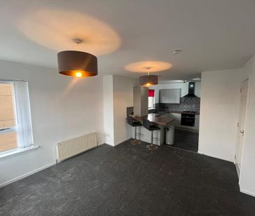 3 bedroom flat to rent - Photo 5
