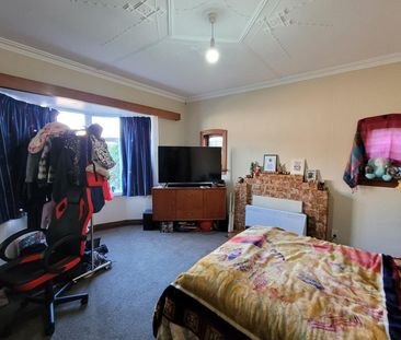 4 Bedroom Home Paris Street - Photo 4