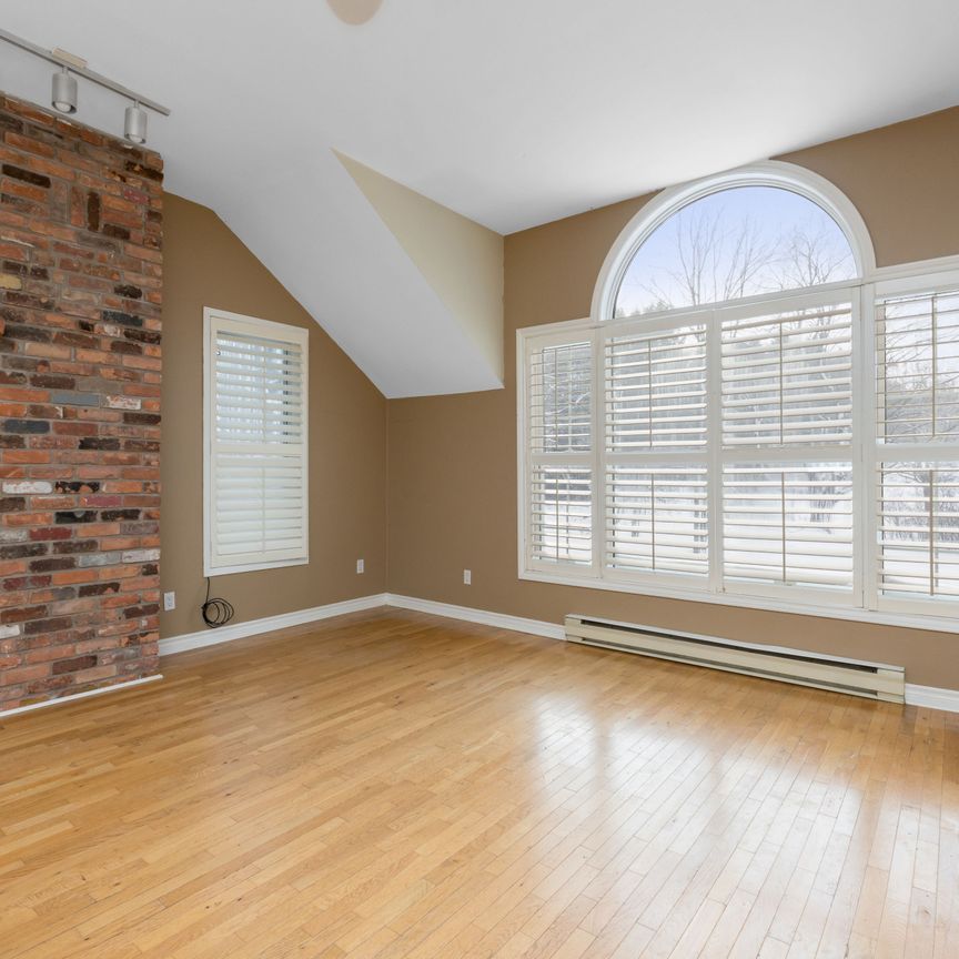 For Lease - 12 Station Street Unit# Upper Unit, Erin, Ontario - Photo 1