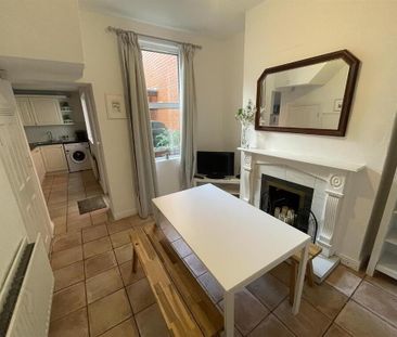 4 Larkstone Street, Belfast, BT9 7HP - Photo 4