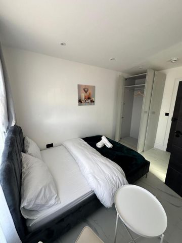 Studio to rent - Photo 4