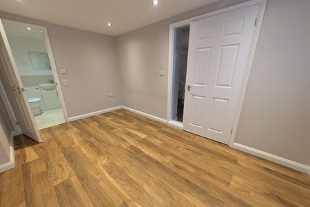 Sloan Drive, Bramcote, NG9 3GL - Photo 5